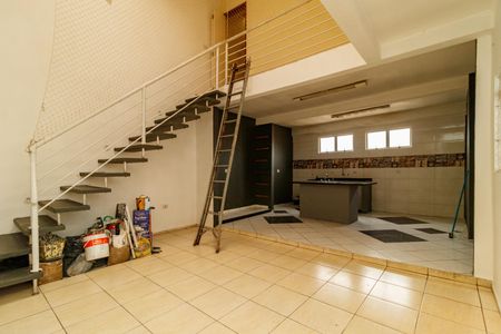 Casa à venda com 278m², 2 quartos e sem vaga Casa à venda com 278m², 2 quartos e sem vagaCozinha