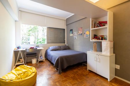 Apartamento à venda com 167m², 3 quartos e 2 vagasQuarto 2