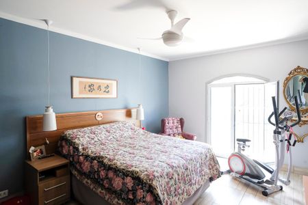 Casa à venda com 213m², 3 quartos e 2 vagasQuarto 2