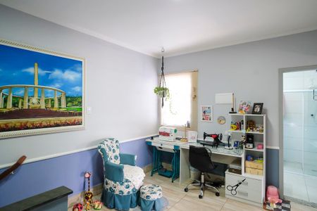 Casa à venda com 213m², 3 quartos e 2 vagasEscritório 1