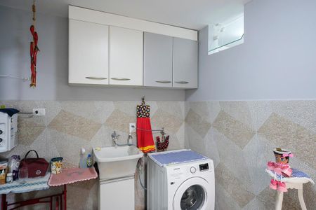 Casa à venda com 213m², 3 quartos e 2 vagasÁrea de serviço