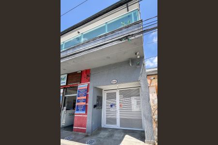 Casa à venda com 213m², 3 quartos e 2 vagasFachada + plaquinha