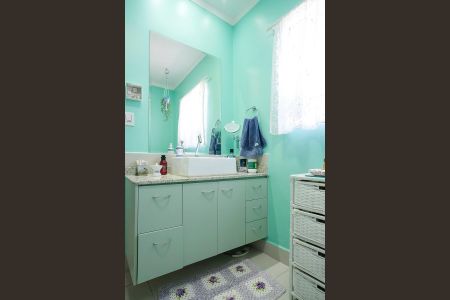 Casa à venda com 213m², 3 quartos e 2 vagasBanheiro 1