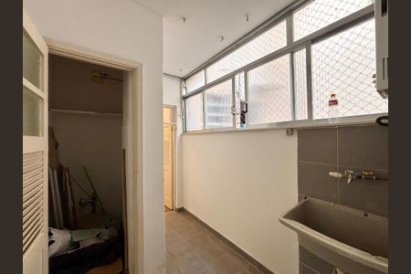 Apartamento à venda com 75m², 2 quartos e sem vagaÁrea de serviço