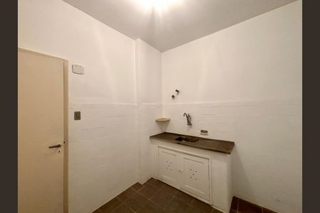 Apartamento à venda com 75m², 2 quartos e sem vagaCozinha