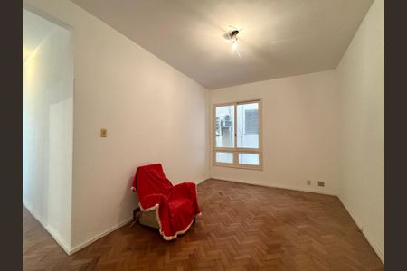 Apartamento à venda com 75m², 2 quartos e sem vagaSala