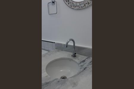 Apartamento à venda com 76m², 3 quartos e 2 vagas Apartamento à venda com 76m², 3 quartos e 2 vagasBanheiro