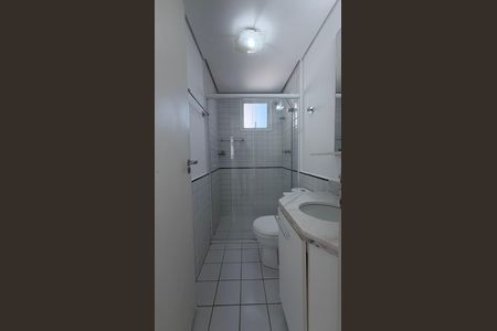 Apartamento à venda com 76m², 3 quartos e 2 vagas Apartamento à venda com 76m², 3 quartos e 2 vagasBanheiro da Suíte