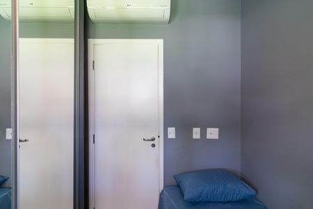 Apartamento para alugar com 74m², 2 quartos e 1 vagaQuarto