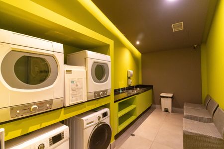 Apartamento para alugar com 74m², 2 quartos e 1 vagaLavanderia