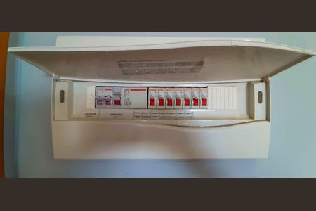 Apartamento à venda com 48m², 2 quartos e 1 vaga Apartamento à venda com 48m², 2 quartos e 1 vagaQuadro de Luz