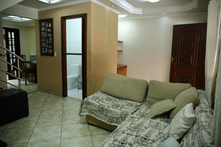 Sala de casa de condomínio à venda com 3 quartos, 130m² em Jardim das Quatro Marias, São Bernardo do Campo