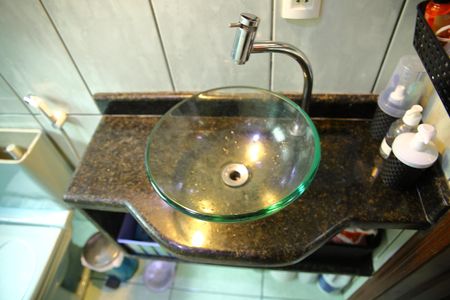 Casa de condomínio à venda com 130m², 3 quartos e 3 vagasBanheiro