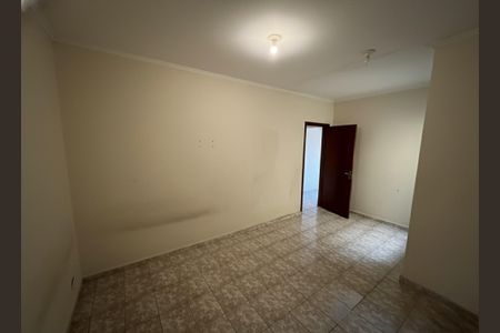 Casa para alugar com 125m², 3 quartos e 4 vagas Casa para alugar com 125m², 3 quartos e 4 vagasQuarto 2