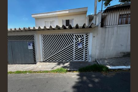 Casa para alugar com 125m², 3 quartos e 4 vagas Casa para alugar com 125m², 3 quartos e 4 vagasFachada/Placa