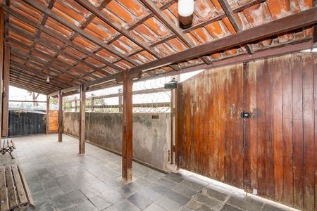 Casa à venda com 380m², 4 quartos e 3 vagasVaranda