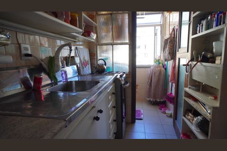 Apartamento à venda com 53m², 2 quartos e 1 vagaCozinha 