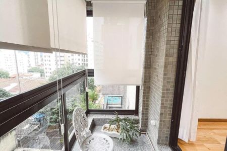 Apartamento à venda com 120m², 3 quartos e 3 vagasFoto 01