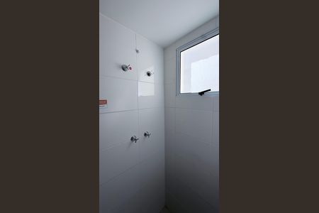 Apartamento à venda com 42m², 2 quartos e 1 vaga Apartamento à venda com 42m², 2 quartos e 1 vagaBanheiro