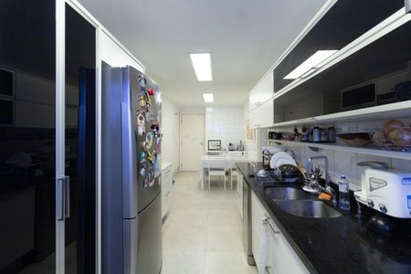 Apartamento à venda com 181m², 3 quartos e 3 vagasFoto 36