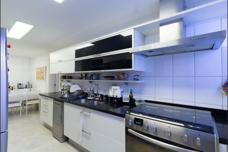 Apartamento à venda com 181m², 3 quartos e 3 vagasFoto 14
