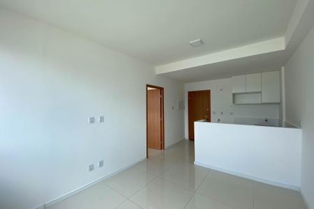 Sala de apartamento para alugar com 1 quarto, 38m² em Shcgn 703, Brasília