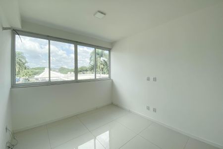 Sala de apartamento para alugar com 1 quarto, 38m² em Shcgn 703, Brasília