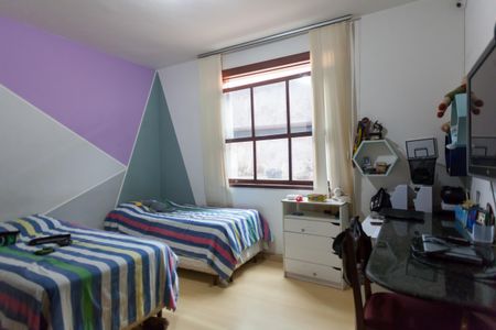 Casa à venda com 1272m², 4 quartos e 4 vagasquarto 1 - semi suite 