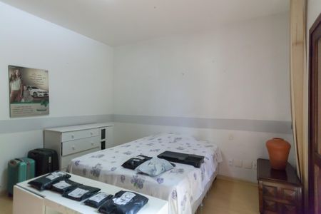 Casa à venda com 1272m², 4 quartos e 4 vagassuite 1 