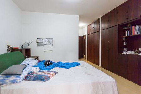 Casa à venda com 1272m², 4 quartos e 4 vagassuite 2 