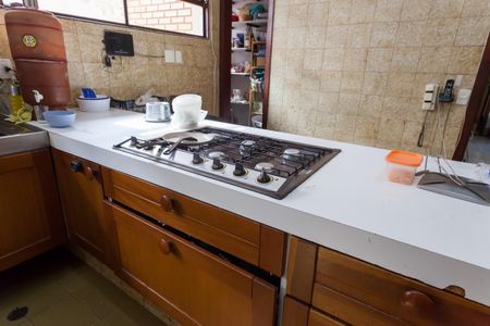 Casa à venda com 1272m², 4 quartos e 4 vagasCozinha