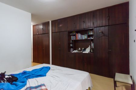 Casa à venda com 1272m², 4 quartos e 4 vagassuite 2 