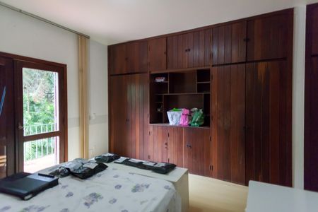 Casa à venda com 1272m², 4 quartos e 4 vagassuite 1 