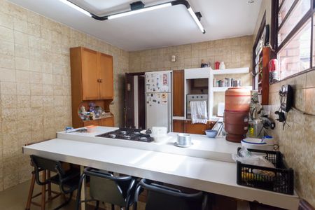 Casa à venda com 1272m², 4 quartos e 4 vagasCozinha