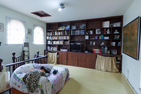 Casa à venda com 1272m², 4 quartos e 4 vagassala mezanino 2º andar