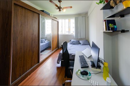 Sala de apartamento à venda com 3 quartos, 90m² em Barro Preto, Belo Horizonte