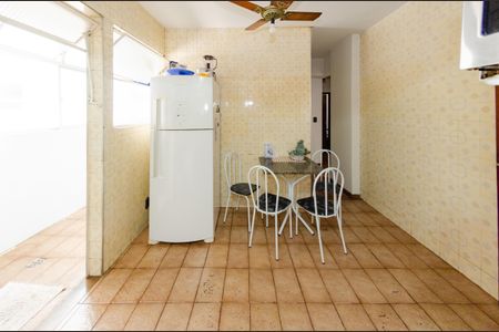 Apartamento à venda com 90m², 3 quartos e sem vagaCozinha