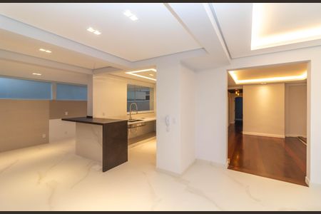 Apartamento à venda com 268m², 4 quartos e 4 vagas