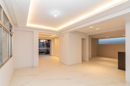 Apartamento à venda com 268m², 4 quartos e 4 vagas