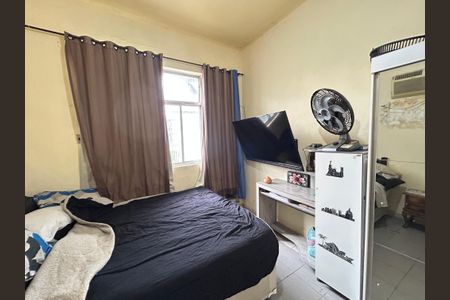 Quarto de casa para alugar com 1 quarto, 65m² em Bento Ribeiro, Rio de Janeiro