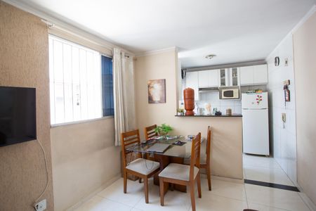 Sala de apartamento à venda com 2 quartos, 45m² em Arpoador, Contagem