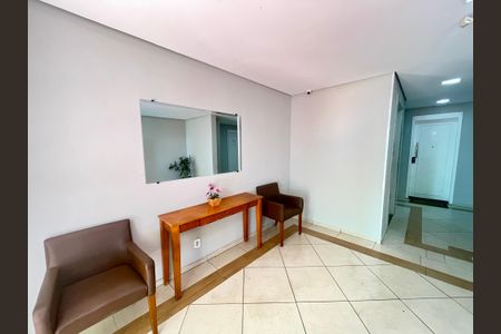 Apartamento para alugar com 45m², 2 quartos e sem vaga Apartamento para alugar com 45m², 2 quartos e sem vagaHall social