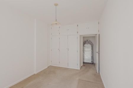 Quarto 1 de apartamento à venda com 2 quartos, 100m² em Jardim Paulista, São Paulo