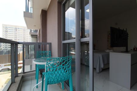 Varanda de kitnet/studio à venda com 1 quarto, 25m² em Indianópolis, São Paulo