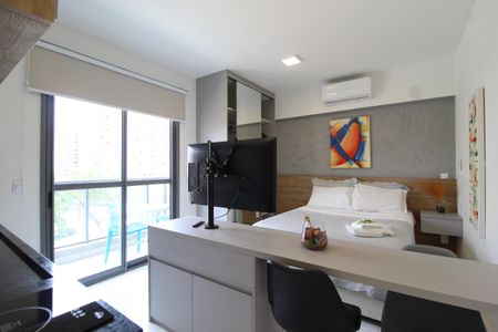 Sala/Quarto de kitnet/studio à venda com 1 quarto, 25m² em Indianópolis, São Paulo