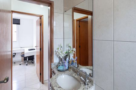 Apartamento à venda com 145m², 3 quartos e 1 vagaBanheiro social