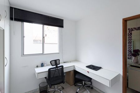 Apartamento à venda com 145m², 3 quartos e 1 vagaSuíte 