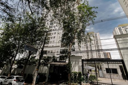 Apartamento para alugar com 64m², 2 quartos e 1 vaga Apartamento para alugar com 64m², 2 quartos e 1 vagaFachada e portaria