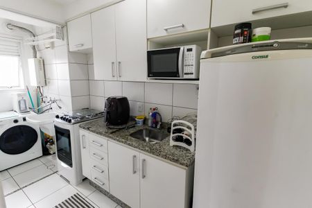 Apartamento para alugar com 64m², 2 quartos e 1 vaga Apartamento para alugar com 64m², 2 quartos e 1 vagaCozinha - Armários