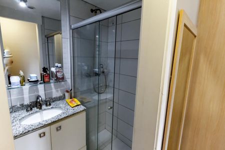 Apartamento para alugar com 64m², 2 quartos e 1 vaga Apartamento para alugar com 64m², 2 quartos e 1 vagaBanheiro da Suíte